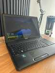 Portátil Toshiba Satellite C660-2L0 - i3 | 6GB RAM | 700GB HDD