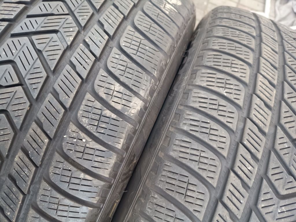 Opony zimowe 275/45/21