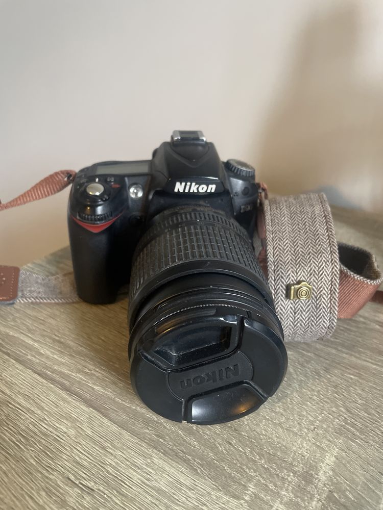Nikon D90 + obiektyw DX 18-105