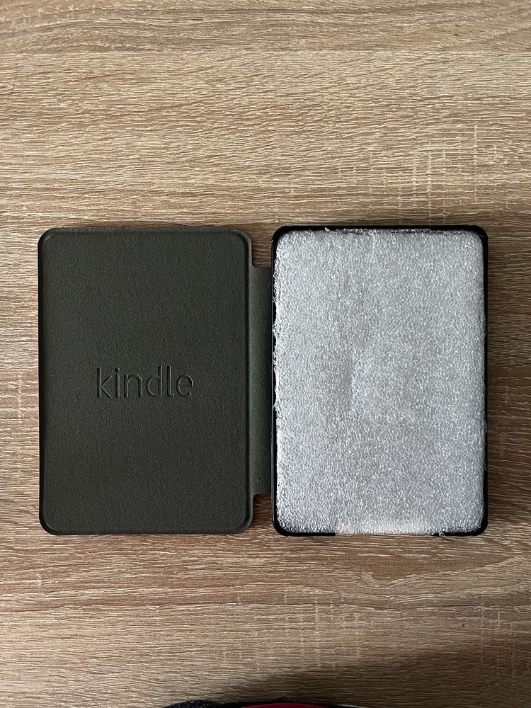 Чохол Kindle на електронну книжку
