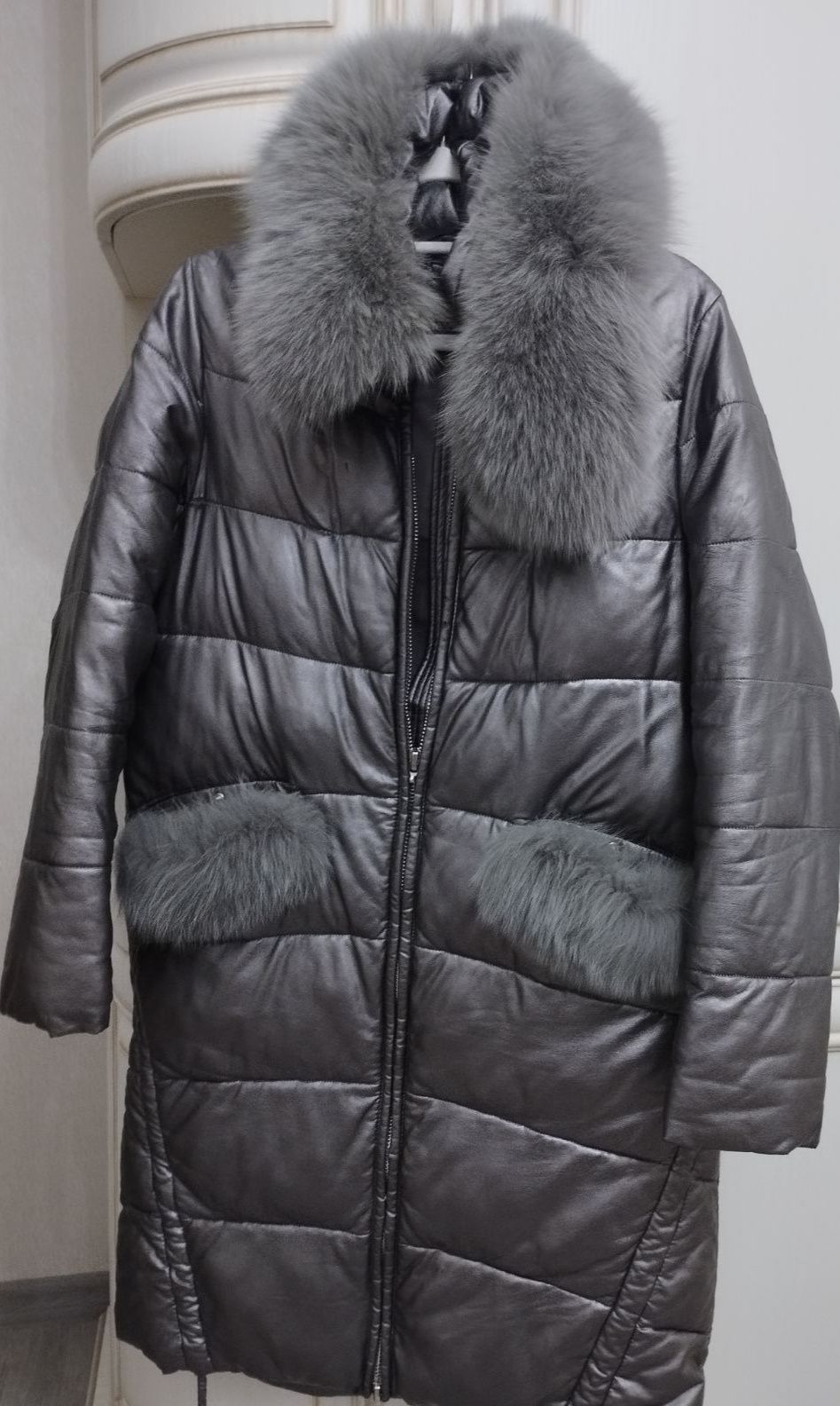 Продам зимову куртку