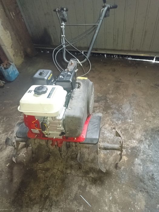 Glebogryzarka spalinowa