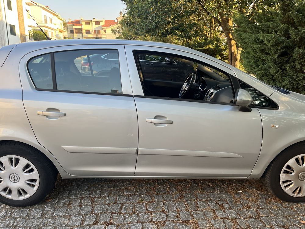 Opel corsa 1.2 gasolina