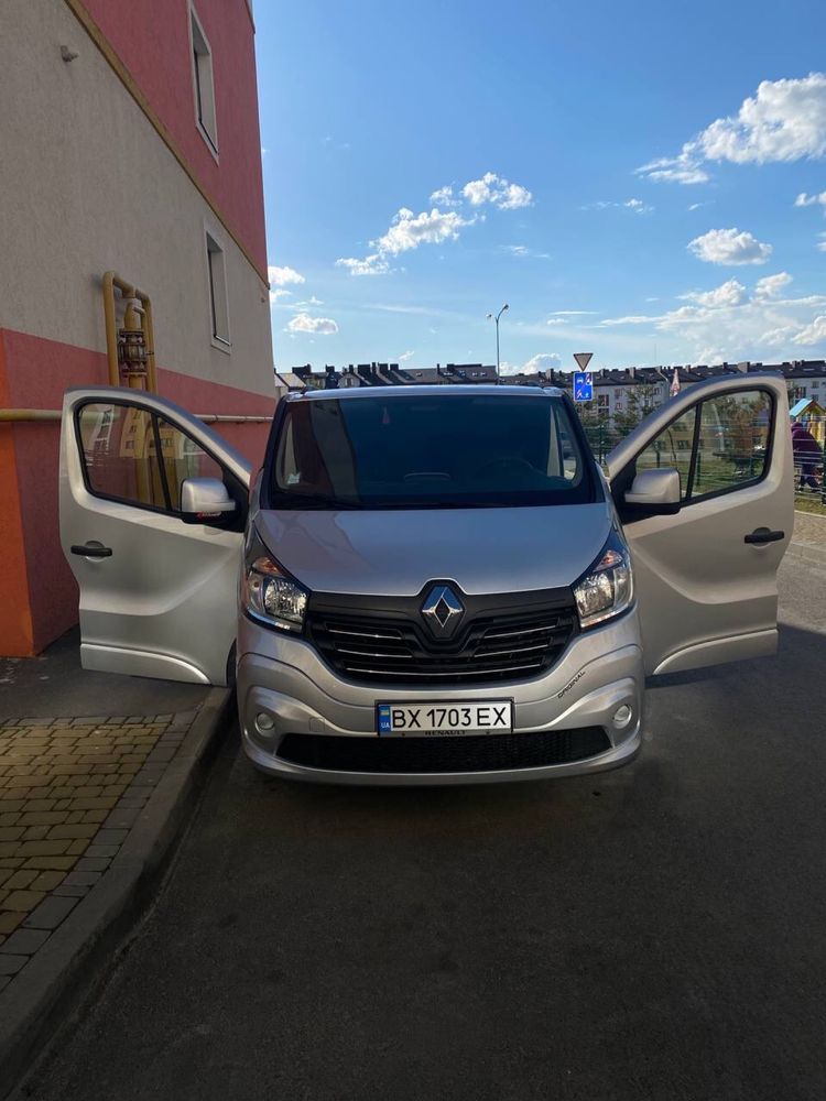 ТЕРМІНОВО Продам Renault Traffic 1.6Long 2018