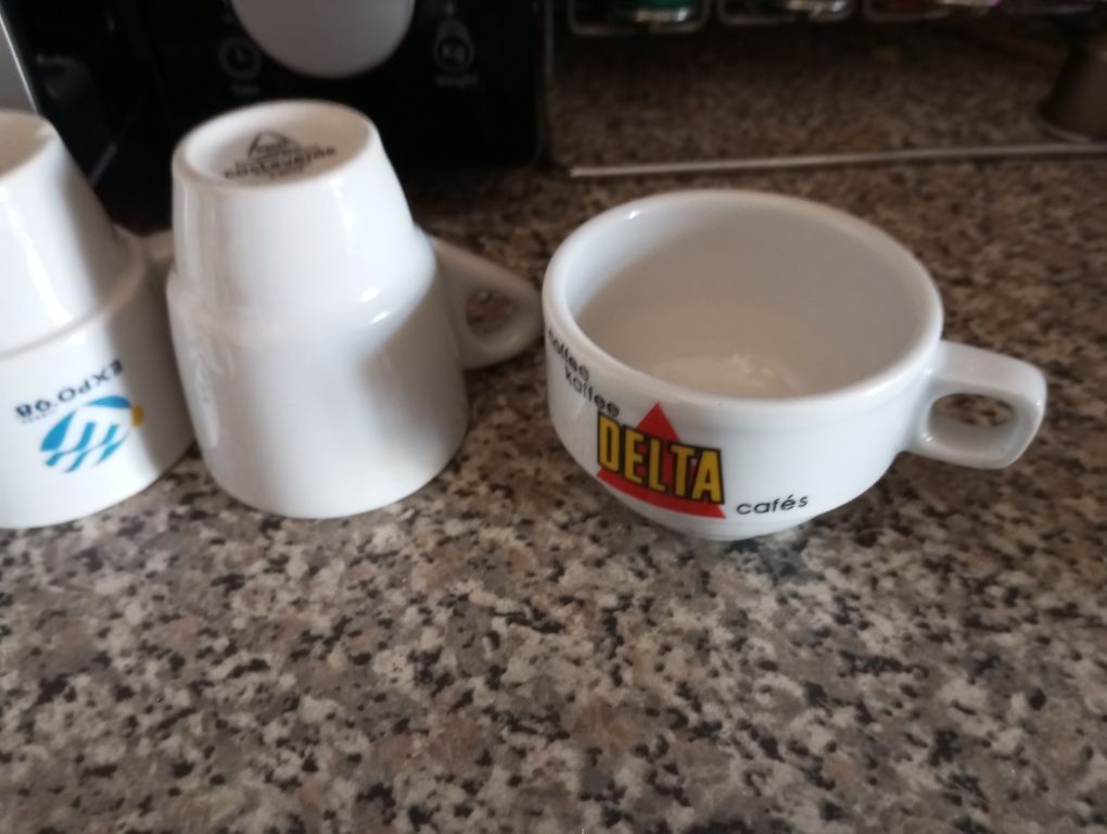 Chávenas de café Delta soltas pires soltos de porcelana Costa Verde
va