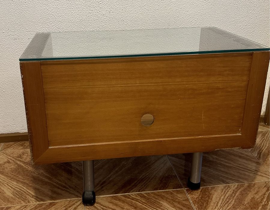 Armário para TV de 32 polegadas