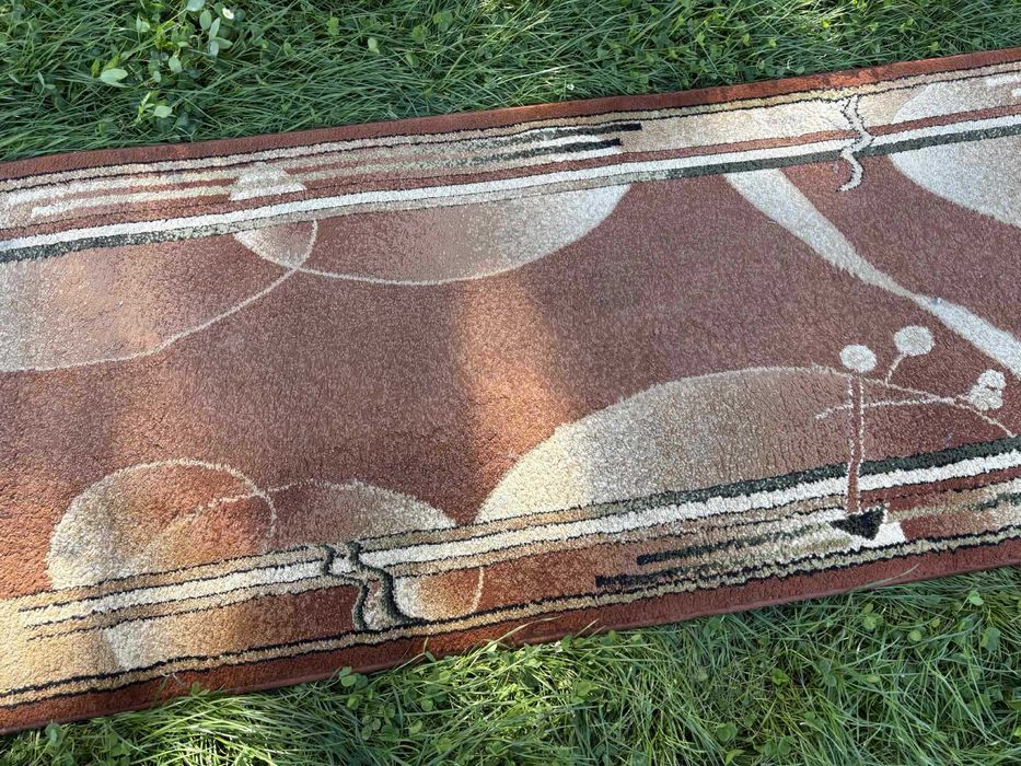 Chodnik 4,59 x 0,80 do odświeżenia