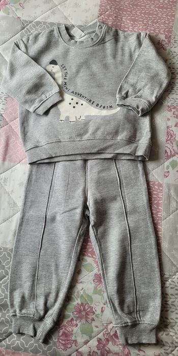 Dres dinozaur H&M r. 92