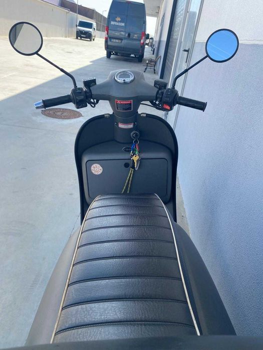 Mota Scooter 125cc - Estilo Retro