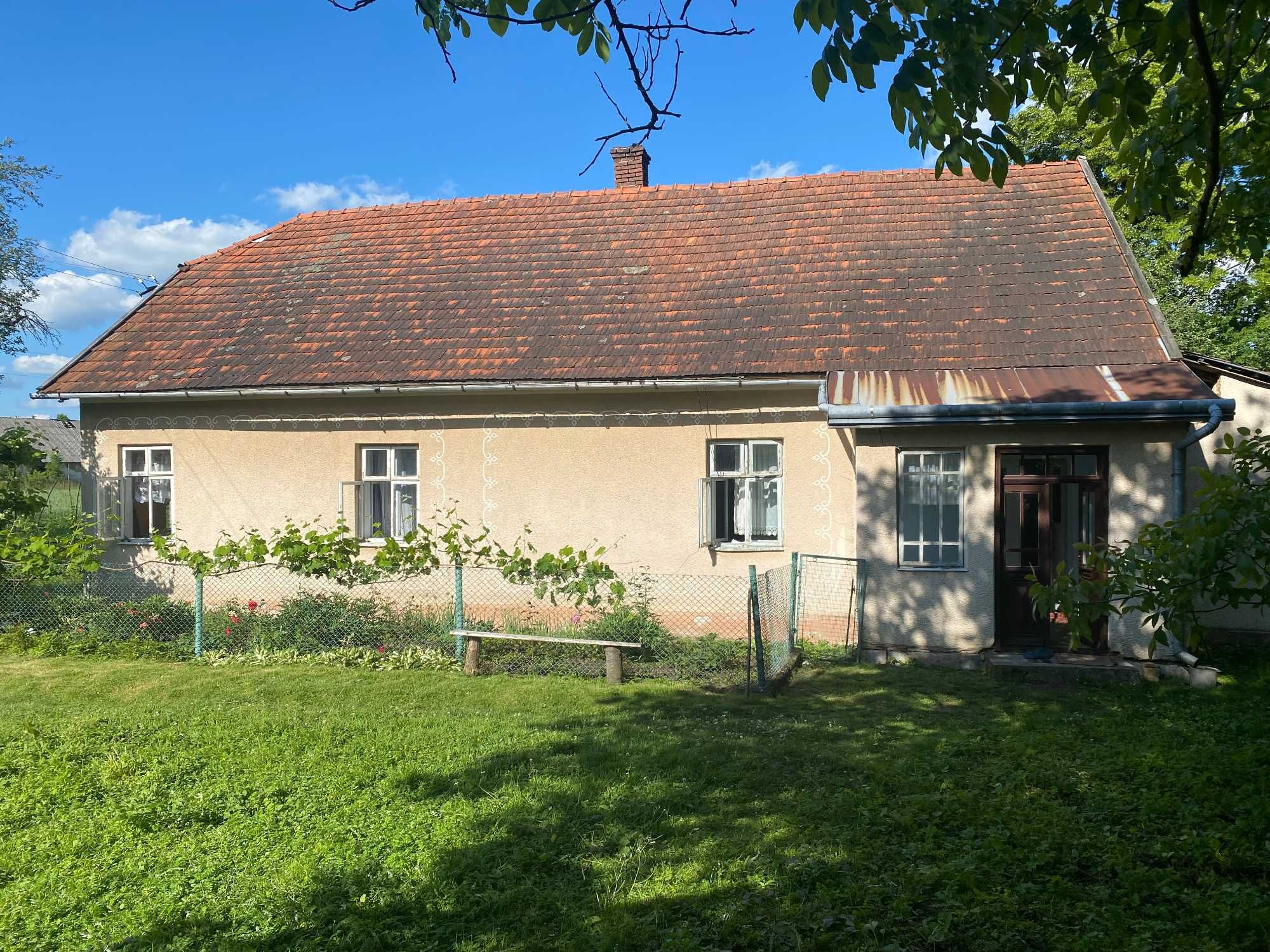 Продаж будинку в м.Добромиль (біля кордону з Польщею)