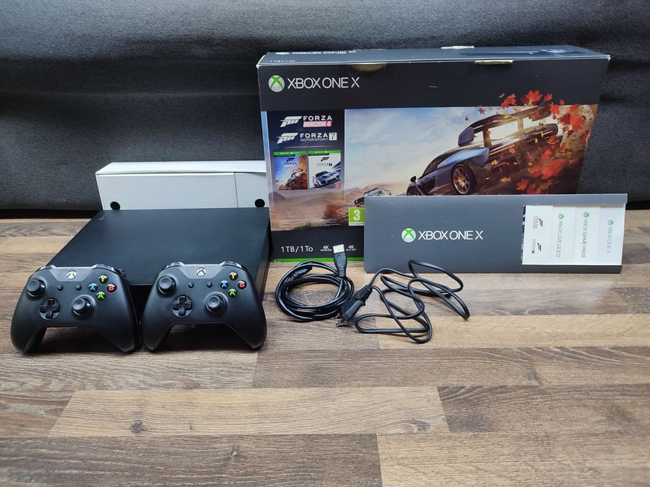 Продам xbox one x 1tb.