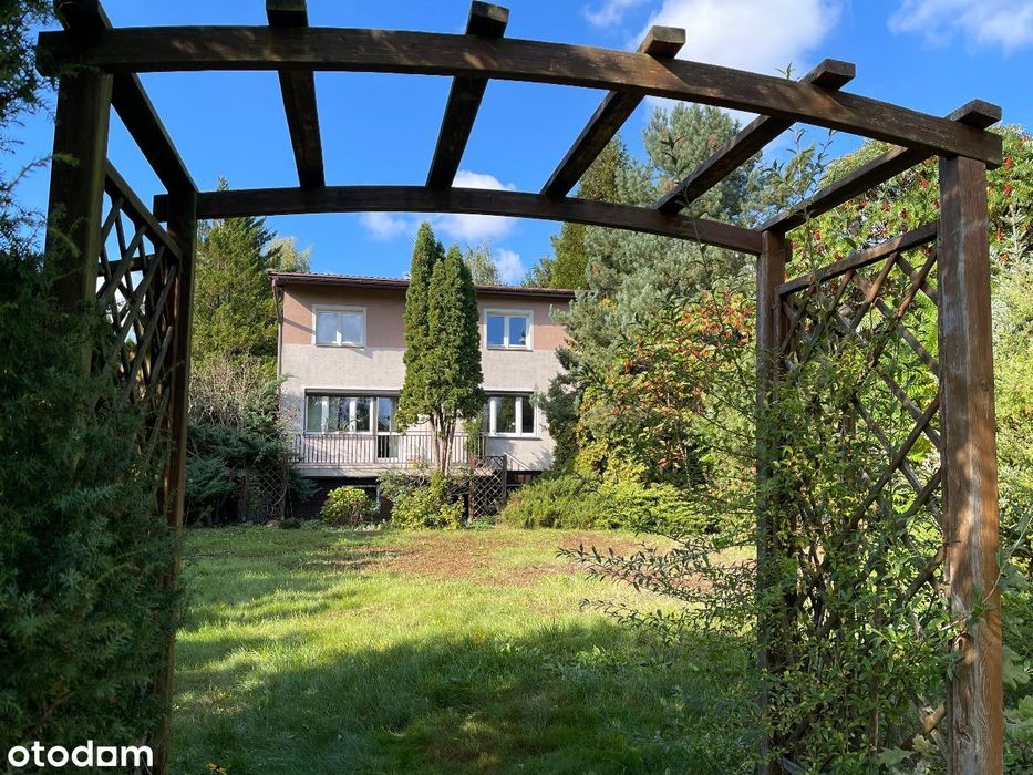 Dom do wynajęcia w centrum Komorowa