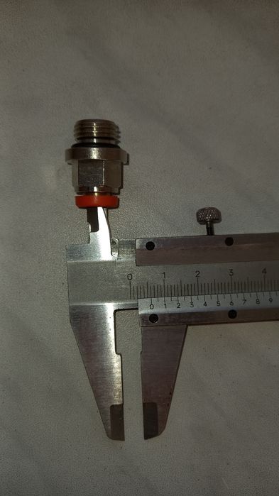 Фітінг пневмоінструмента  туманоутворення