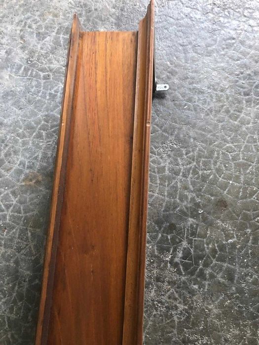 Sanefa para cortinas em madeira