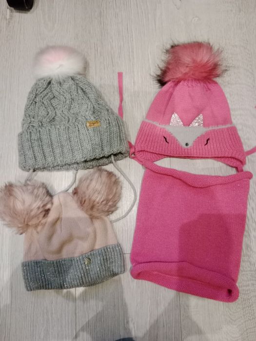 Zestaw zimowych czapek dla 2- latki