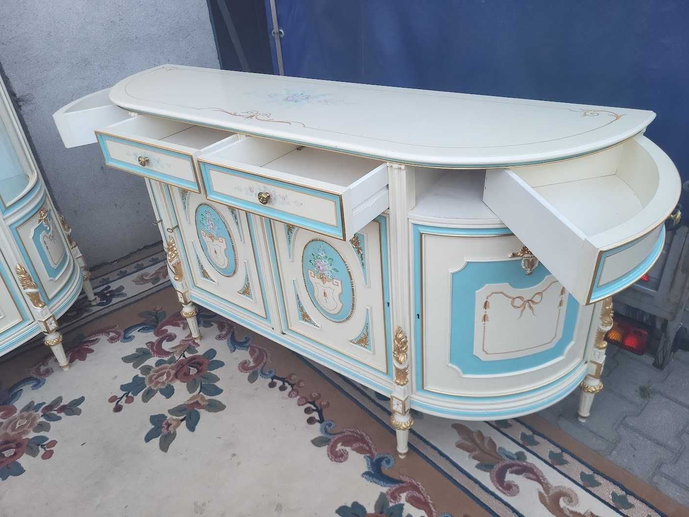 Meble pałacowe LUDWIK XIV komoda witryna sofa fotele stolik krzesła