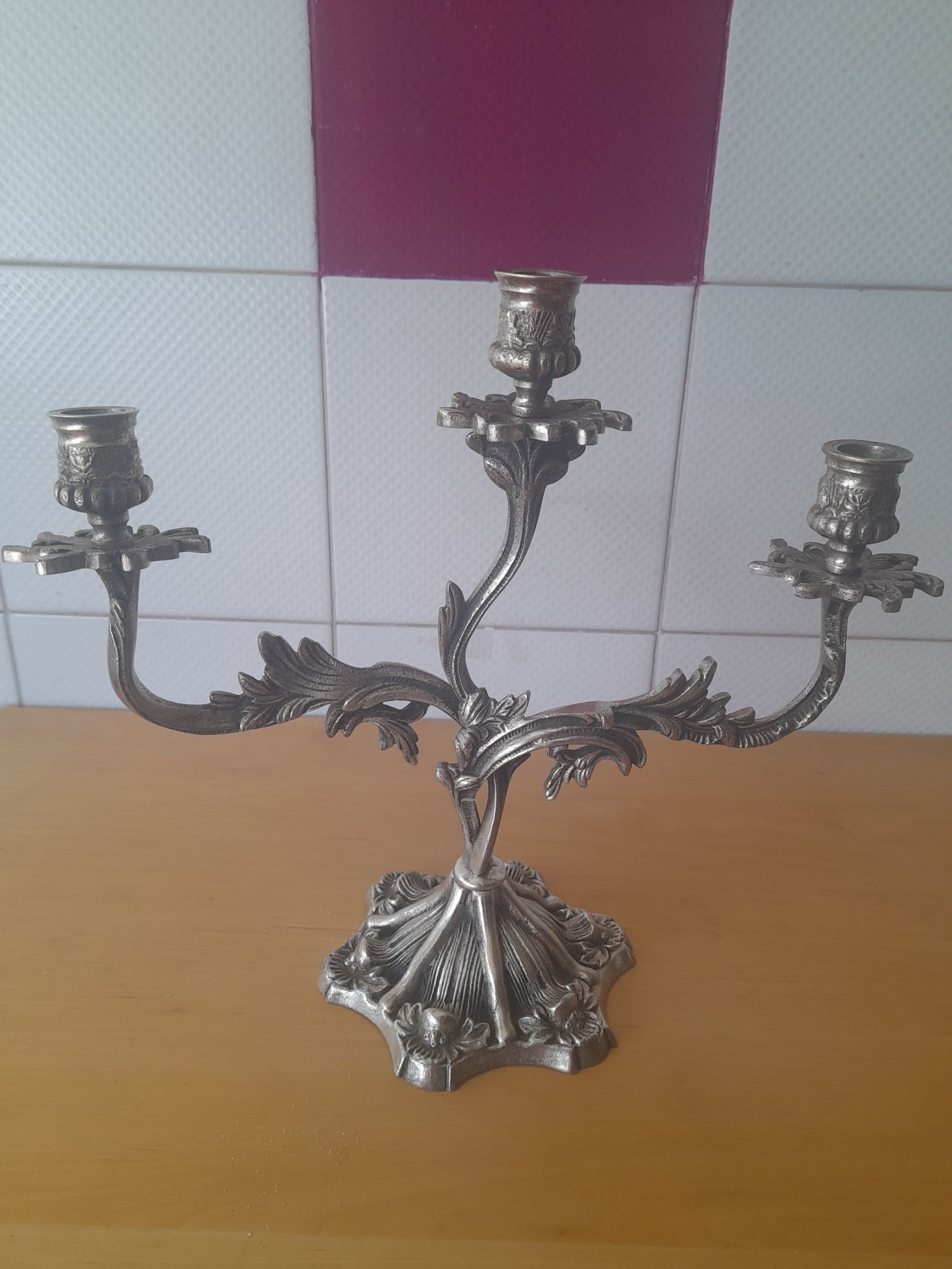 Castiçais antigos