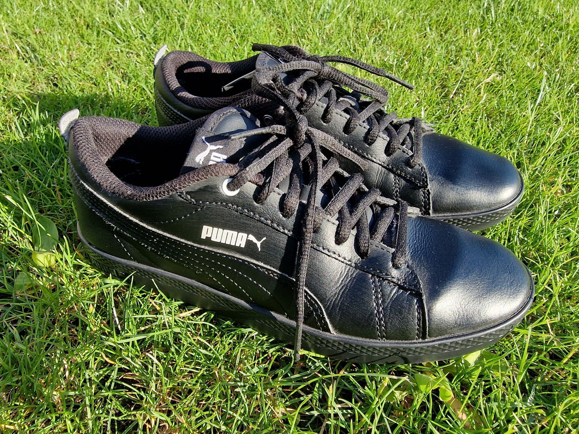 Młodzieżowe tenisówki / buty sportowe ze skóry Puma Smash v2 rozm.37,5