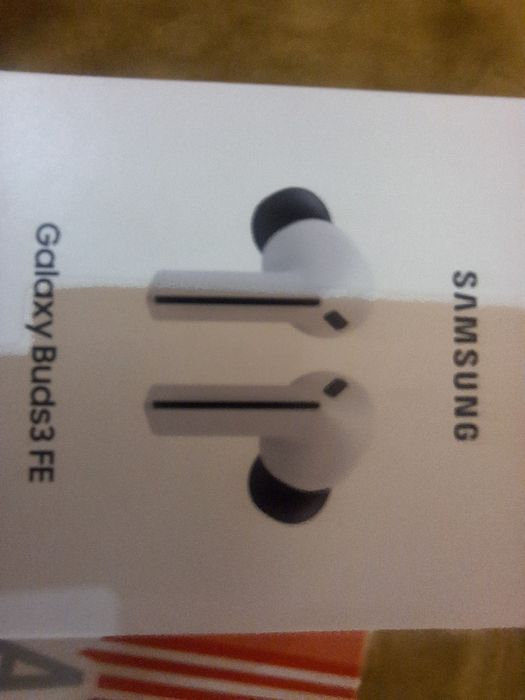 Навушники Samsung Galaxy Buds 3FE нові, оригінальні, запаковані!
