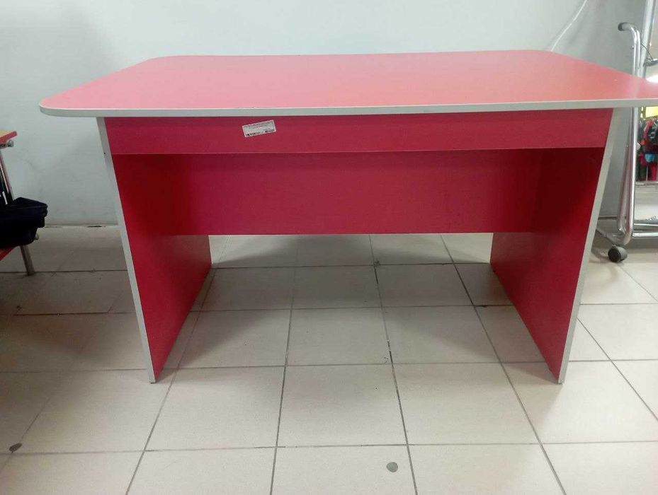 Стол для торговли, магазина, офиса, дома