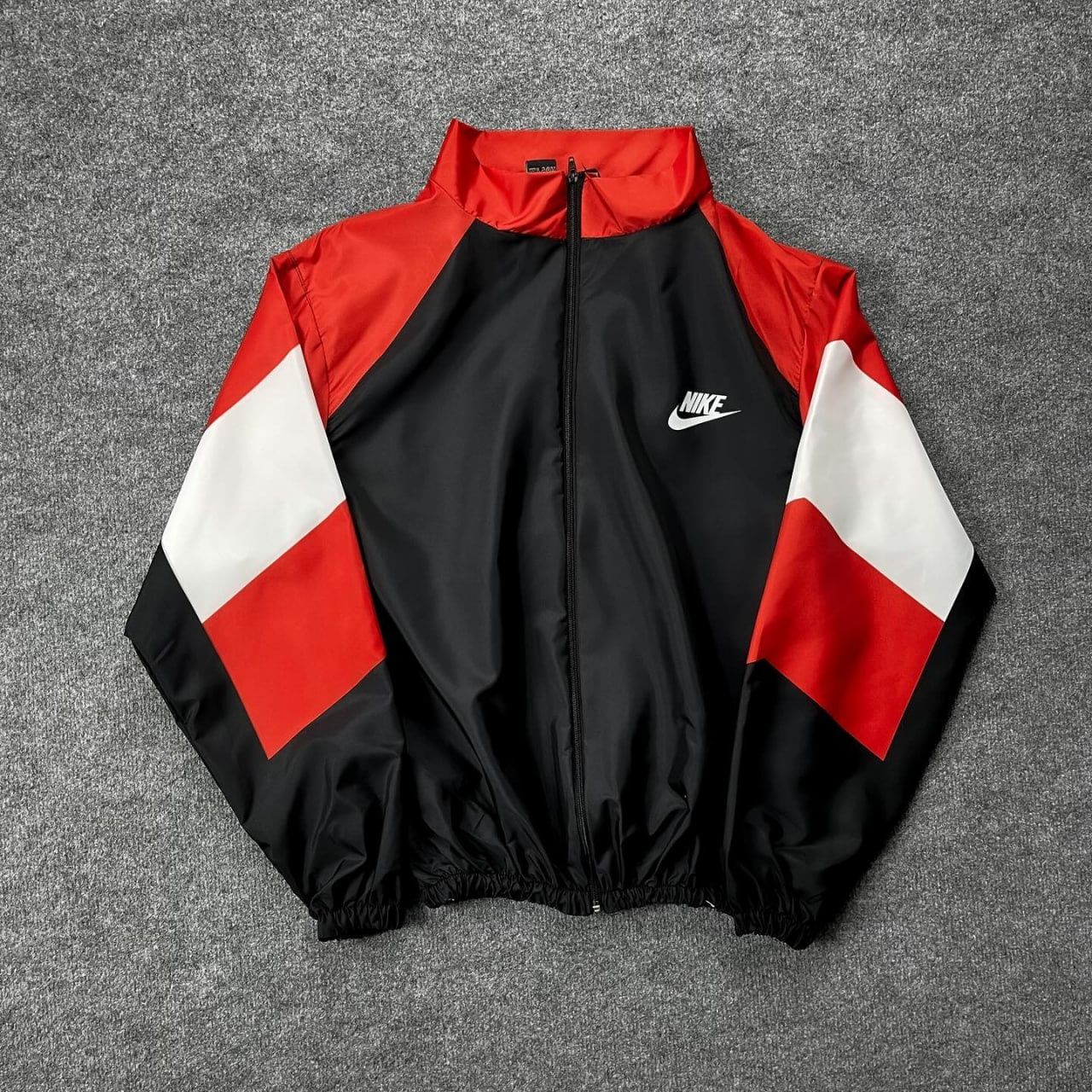 Вітровки Nike (S,M,L,XL)