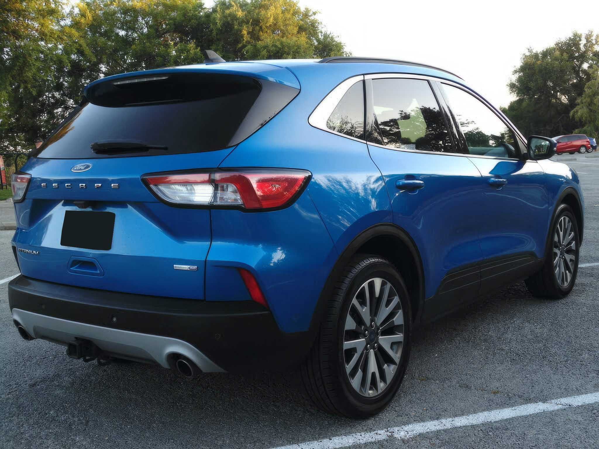 2020 Ford Escape Titanium AWD