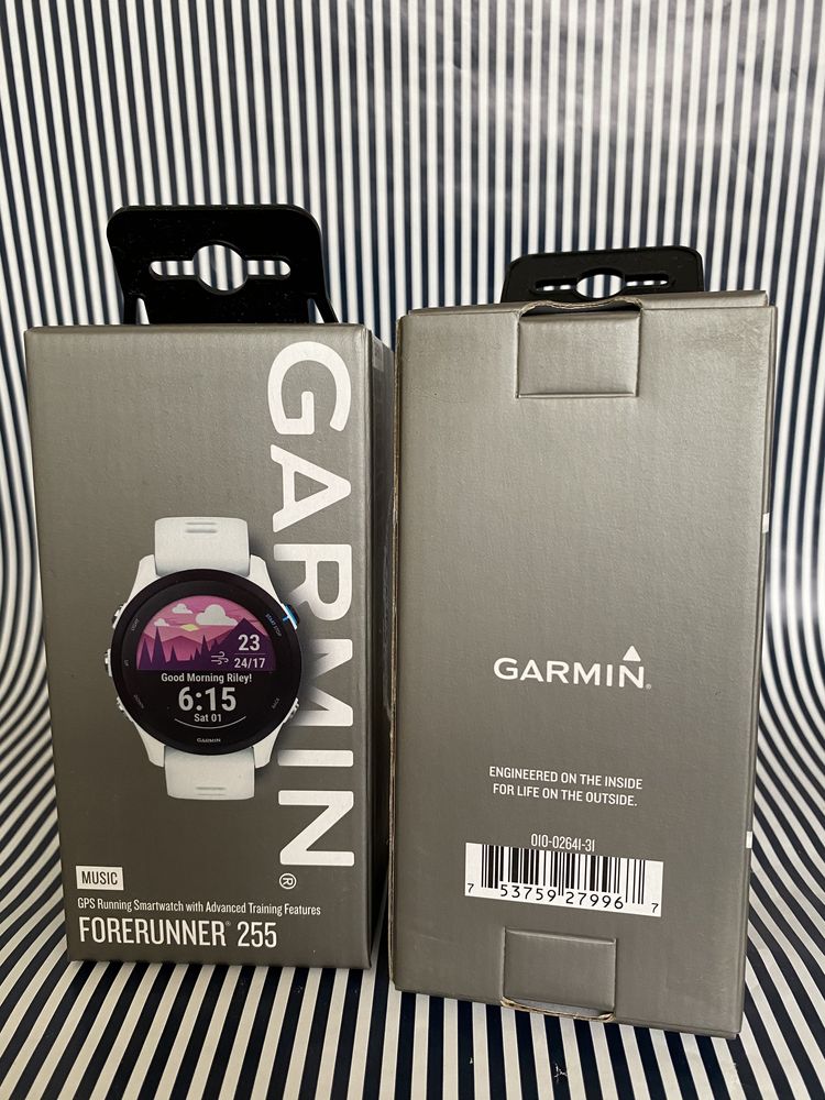 Смарт-годинник Garmin Forerunner 255 Music Whitestone 010-02641-21/31