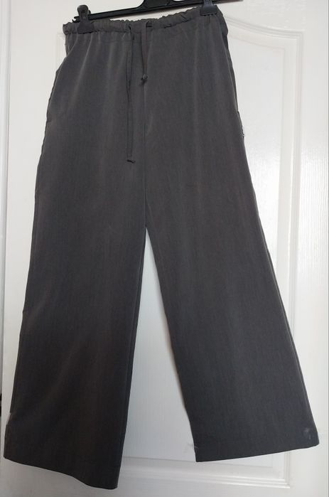 Брюки новые на девушку ф - мы " Маритель"