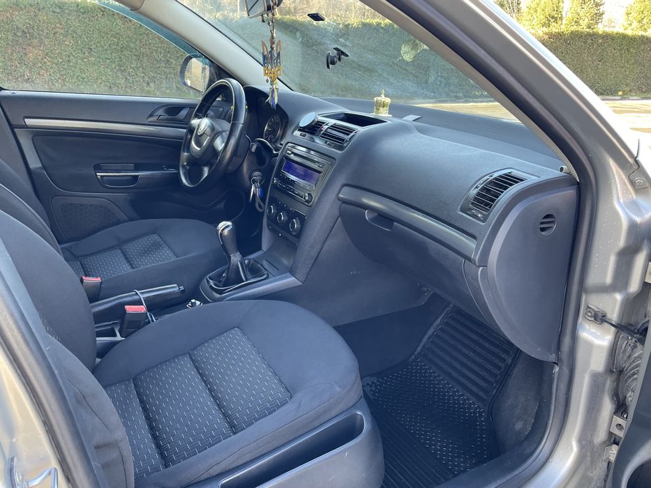 Шкода а5 2010 рік 1.9 тді