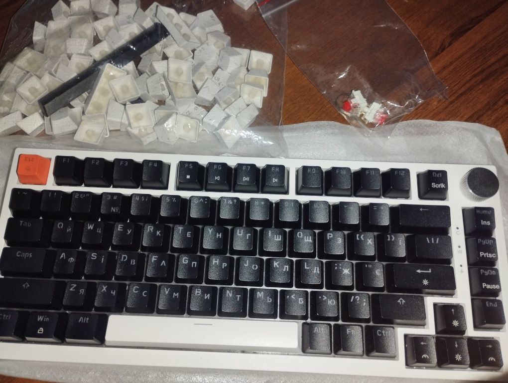 Hot swap механічна клавіатура gamepro mk160w