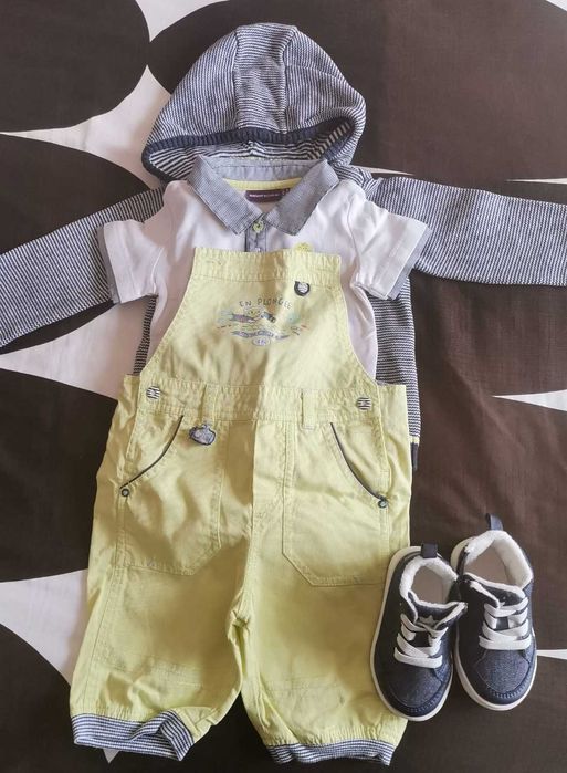 Roupa de marca em excelente estado de conservação, para menino 9 meses