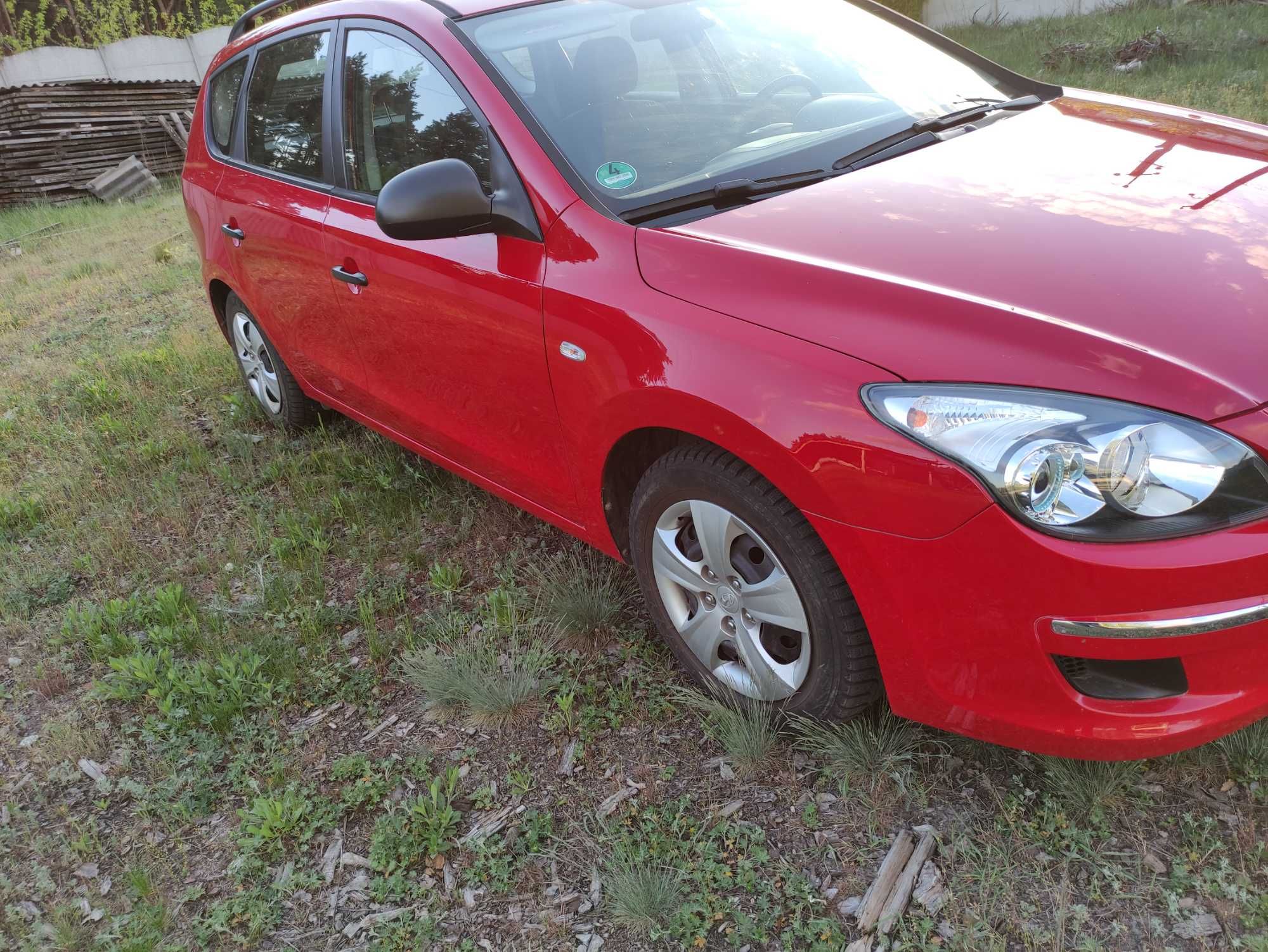 Продам HYUNDAI i30