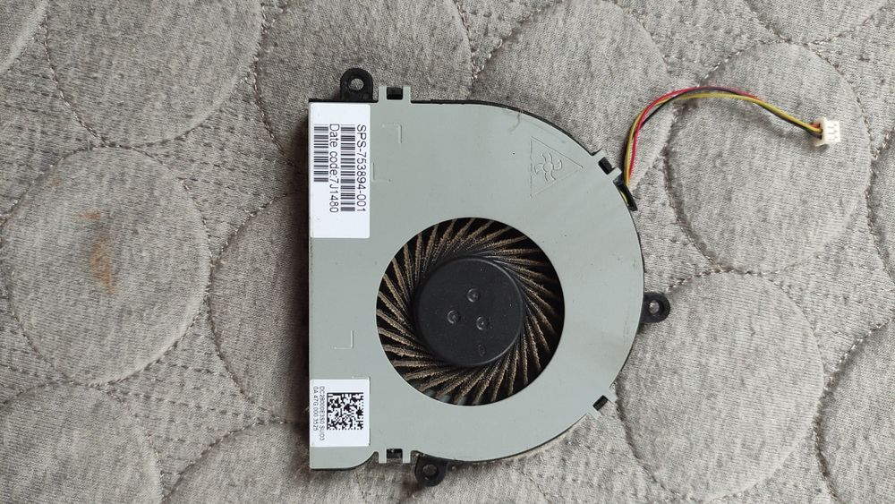 Материнська плата для ноутбука