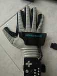 Nintendo Powerglove! Em bom estado, a funcionar!