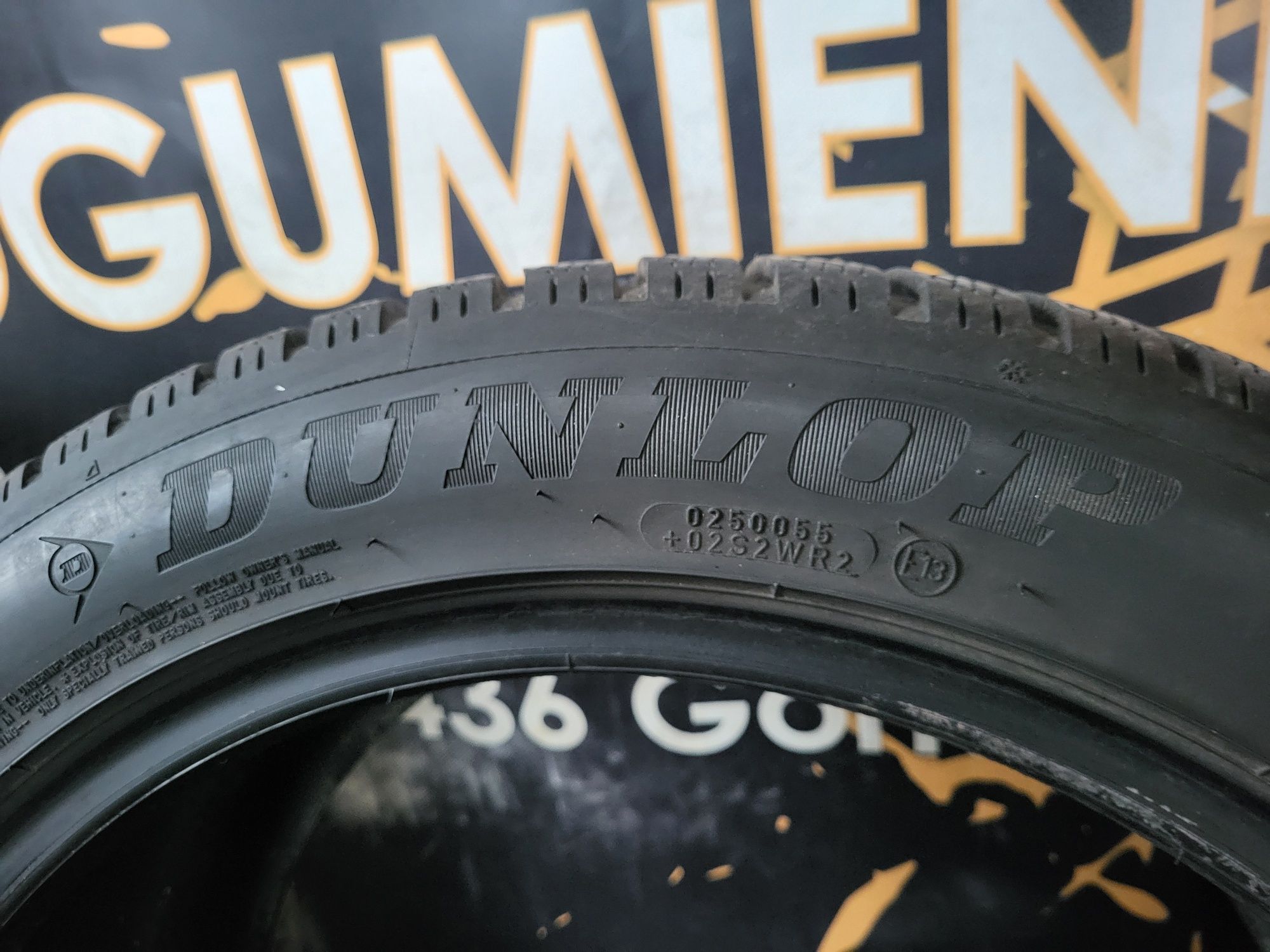 Opony zimowe 255/45/18 Dunlop