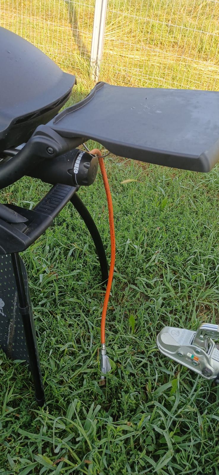 Grill gazowy Weber Q Blackline camping ogrodowy