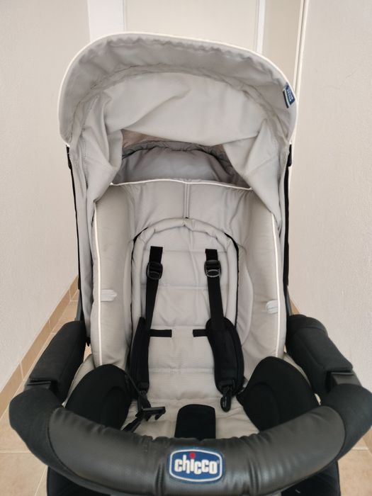 Carrinho da coleção Trio Living da Chicco