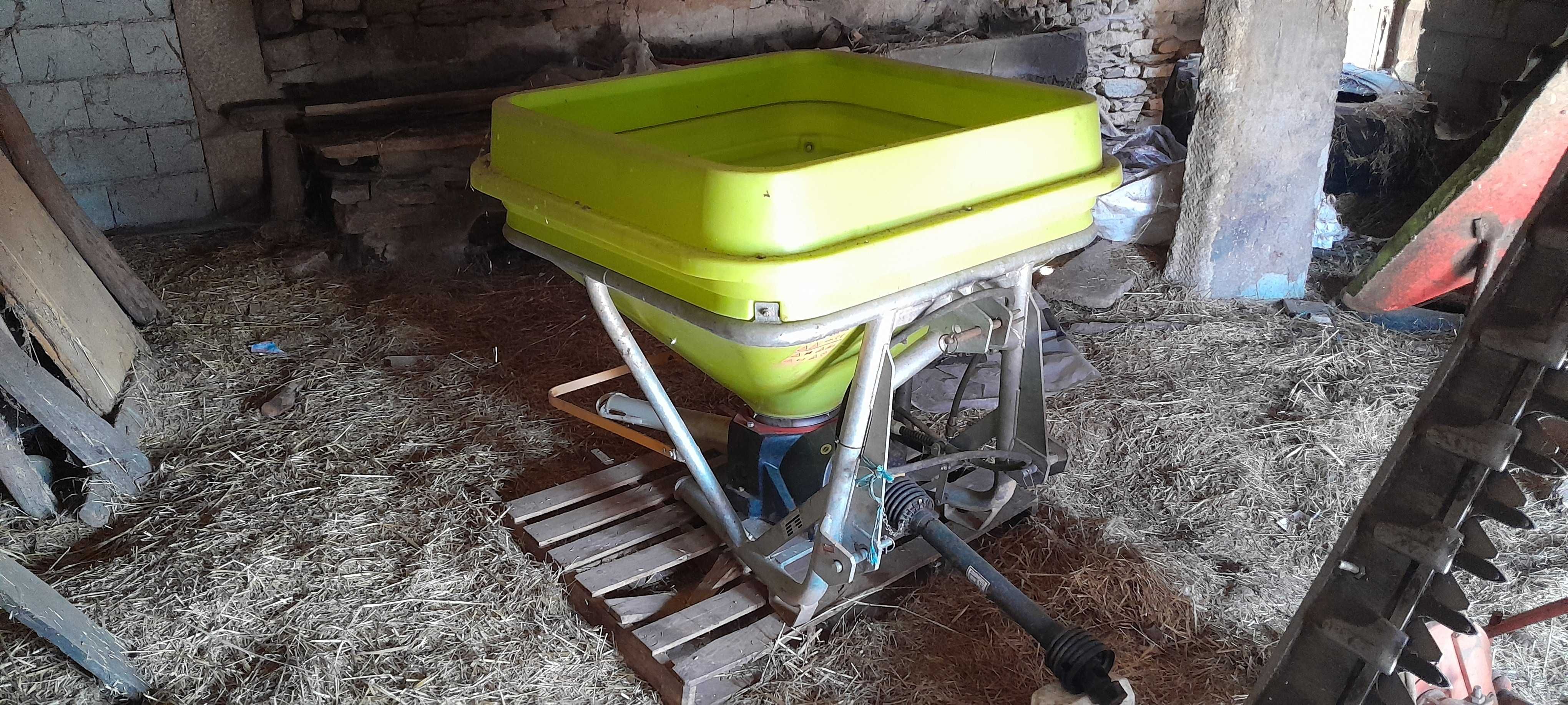 Distribuidor de Adubo Pendular Rocha KP800Q