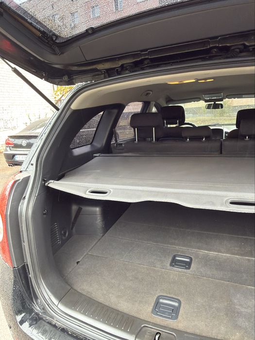 Chevrolet Captiva black c100