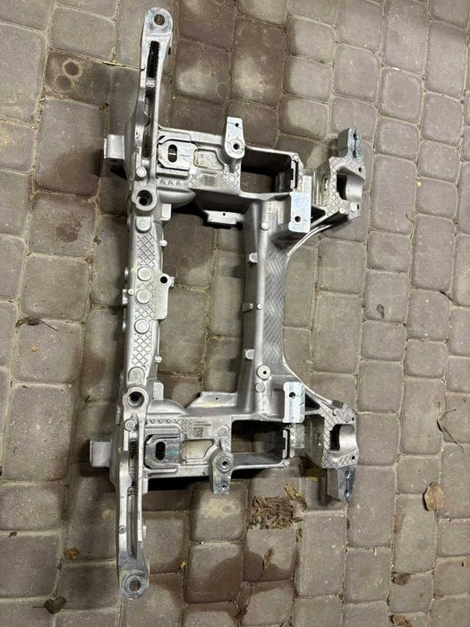 Підрамник на Rivian R1S, R1T 2024 рік