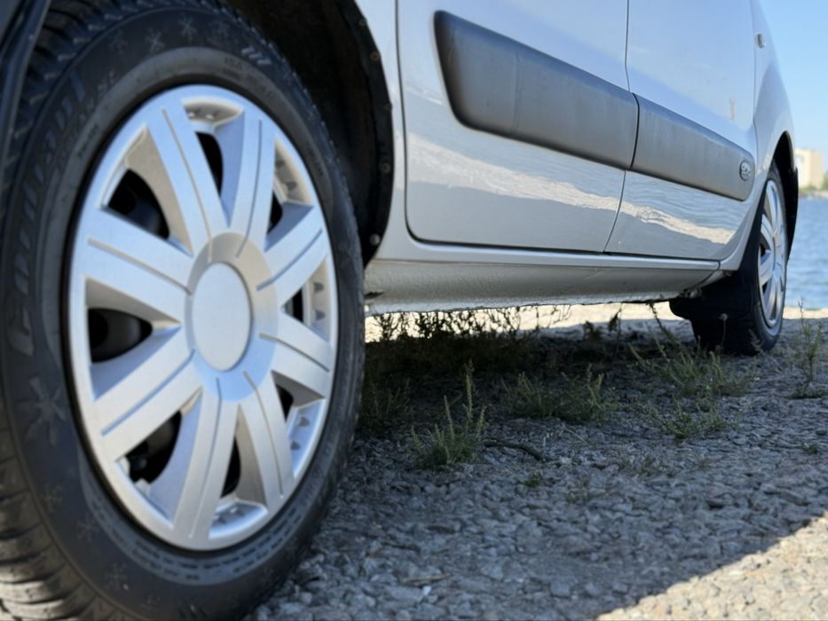 Renault Kangoo 1.5 K9K дизель пассажир
