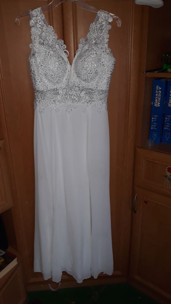 Sukienka ślubna biała + szal gratis