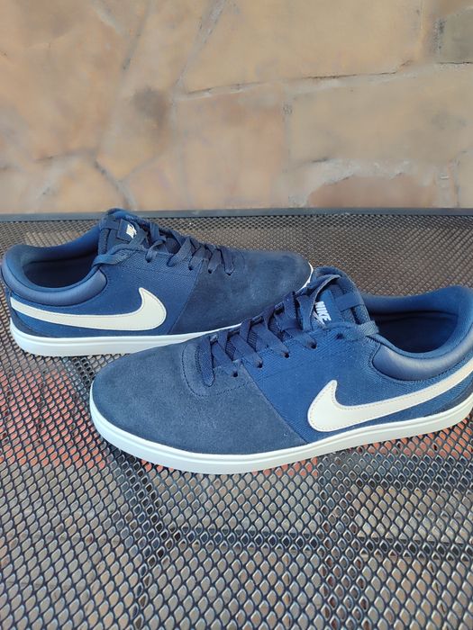 Кроссовки Nike 45 размер(оригинал)