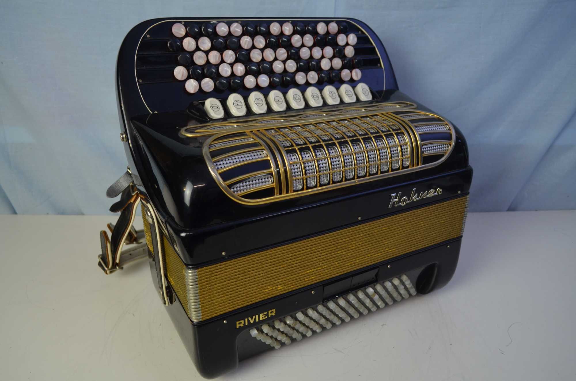 Acordeao hohner Riveira III 3 Voz 96 Baixos, N 02