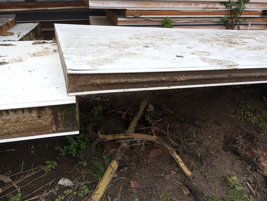 Płyty warstwowe wełniane (przebrane)