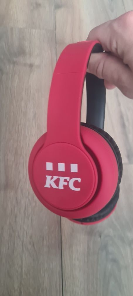 Słuchawki bezprzewodowe nauszne - KFC