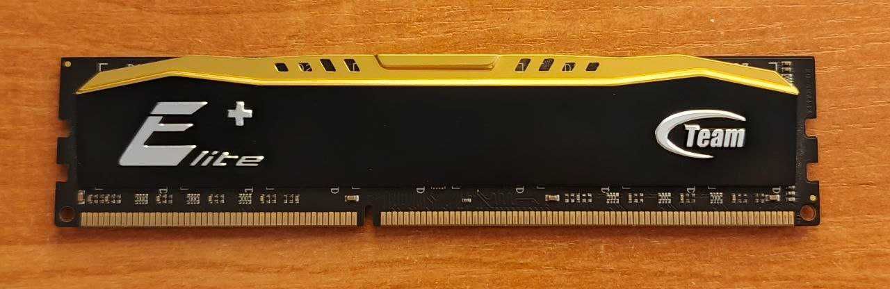 Оперативна пам'ять Team DDR3 8Gb Elite Plus 1600 MHz Black