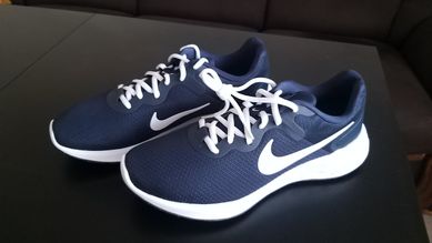 Granatowe buty Nike Rewolution 6 rozmiar 43