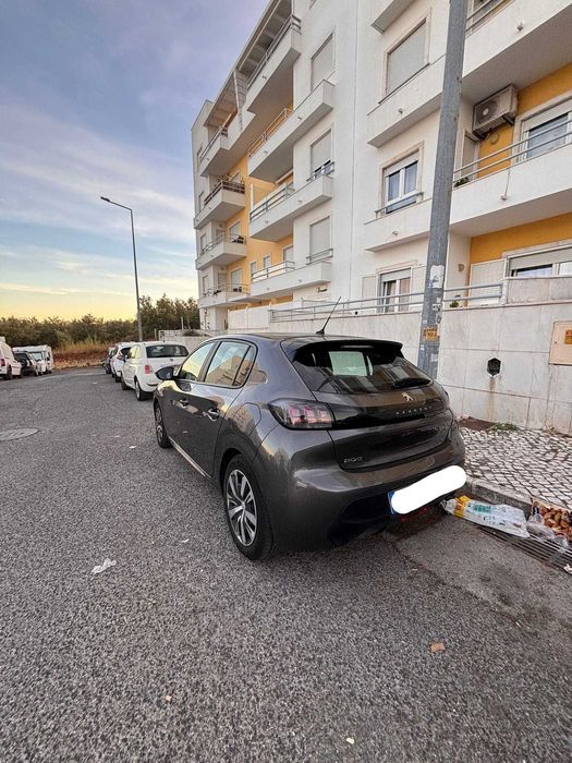 Peugeot 208 gasolina
