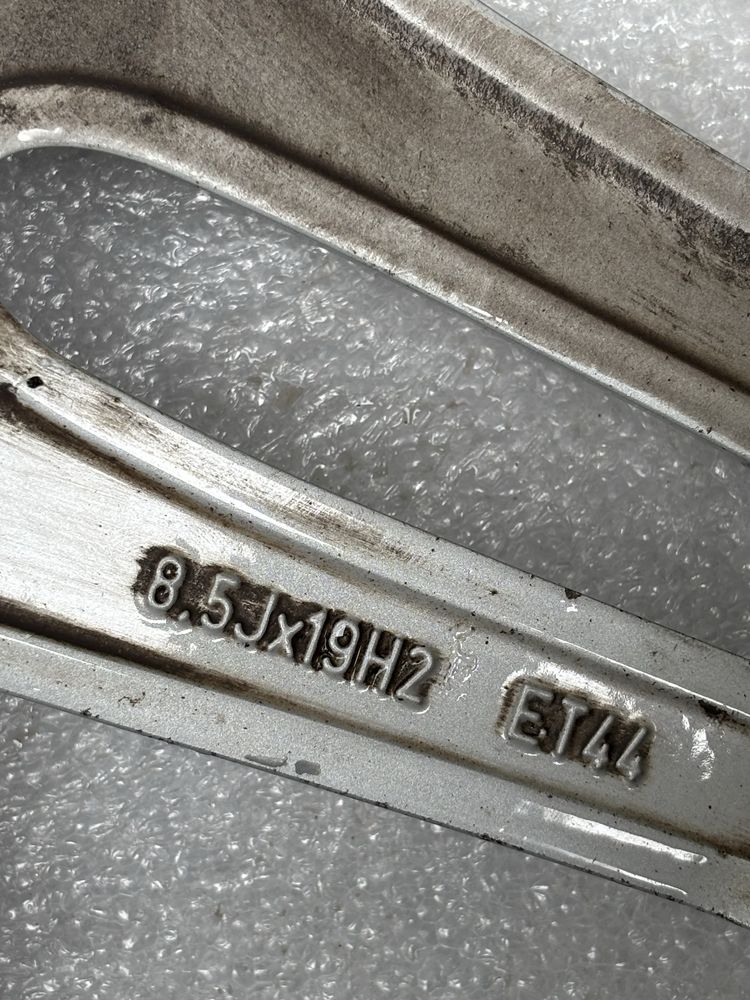 Mercedes E-KLASA W212 W207 felga aluminiowa AMG 5x112 ET44 8,5” x 19”